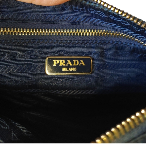 PRADA Blue Nylon Zip Pochette - Picture 5 of 16